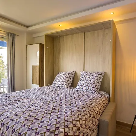 Apartamento Wilson Palace - Avec Terrasse Et Climatisation